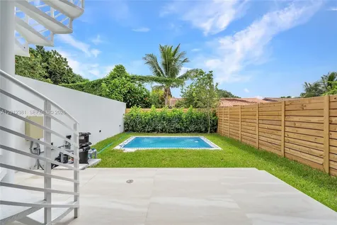 1235 SW 13th Avenue Miami FL 33135