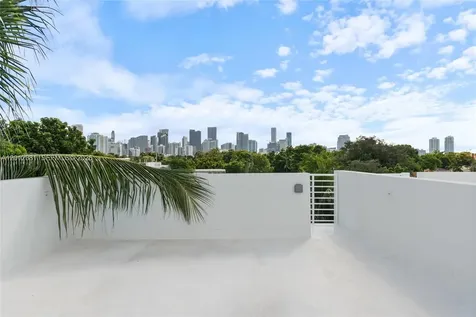 1235 SW 13th Avenue Miami FL 33135
