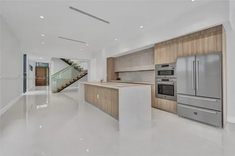 1235 SW 13th Avenue Miami FL 33135