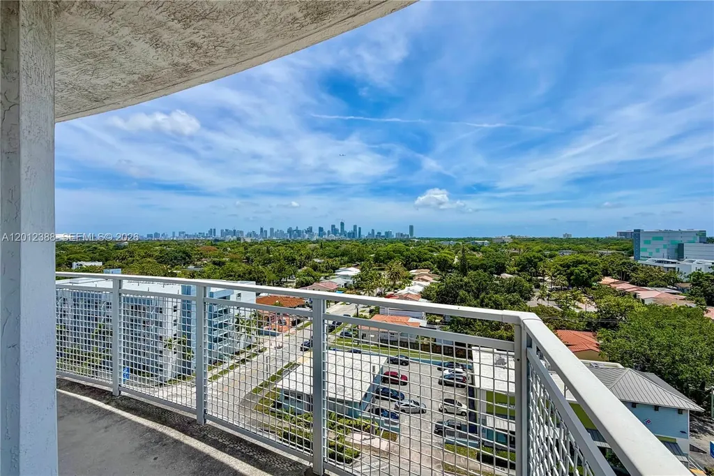 2600 SW 27th Avenue Miami FL 33133