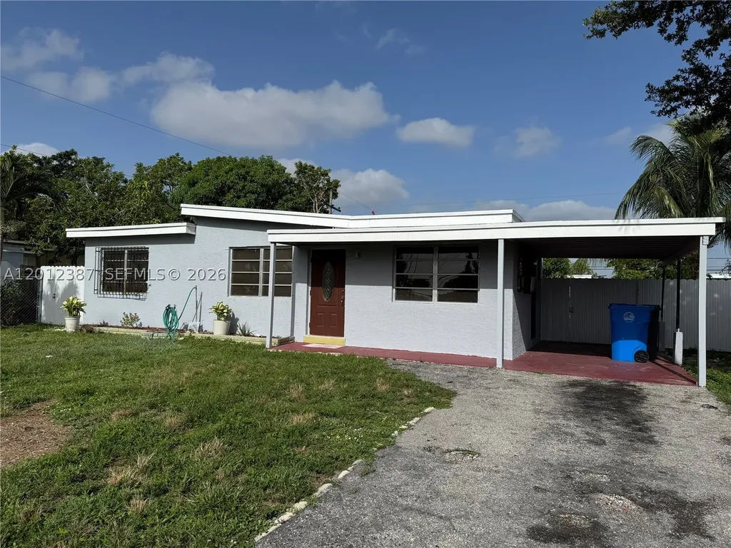 2620 SW 53rd Avenue West Park FL 33023