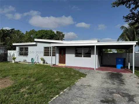 2620 SW 53rd Avenue West Park FL 33023