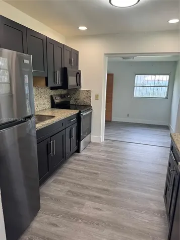 2620 SW 53rd Avenue West Park FL 33023