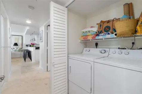6917 Collins Avenue Miami Beach FL 33141