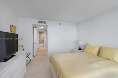 6917 Collins Avenue Miami Beach FL 33141
