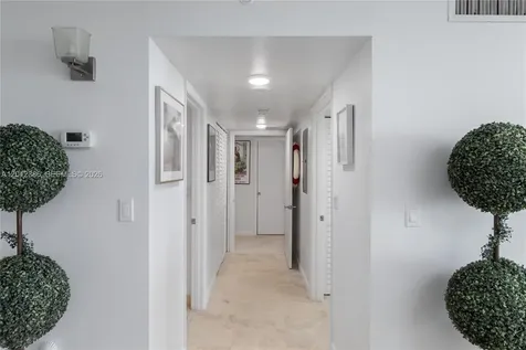 6917 Collins Avenue Miami Beach FL 33141