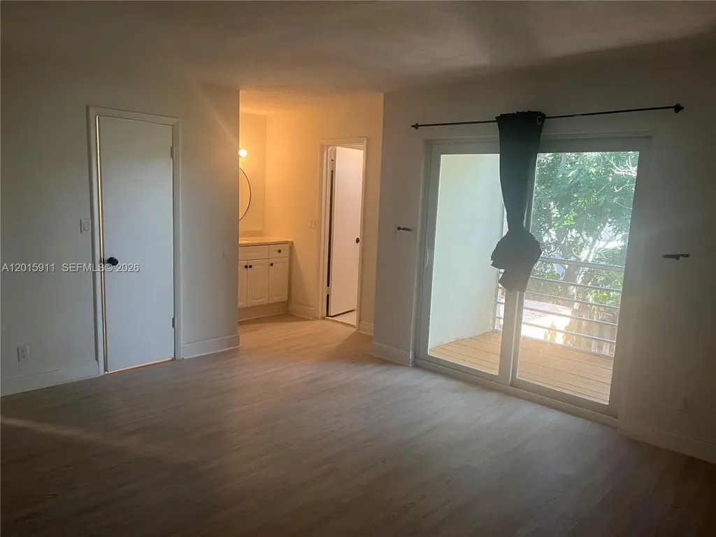 5952 NW 25th Place Sunrise FL 33313