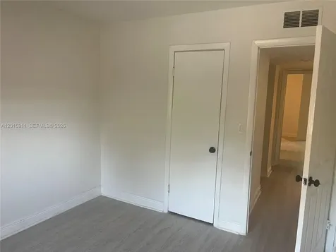 5952 NW 25th Place Sunrise FL 33313