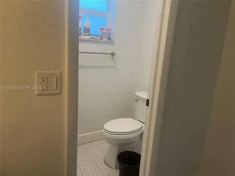 5952 NW 25th Place Sunrise FL 33313