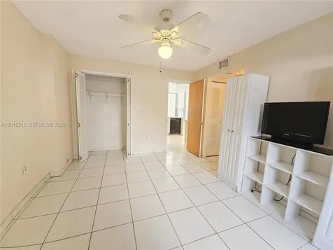 1341 SW 124th Court Miami FL 33184