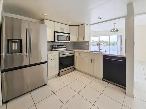 1341 SW 124th Court Miami FL 33184