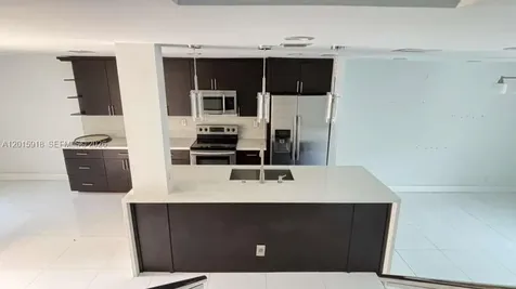 8195 NW 8th Manor Plantation FL 33324