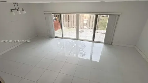 8195 NW 8th Manor Plantation FL 33324