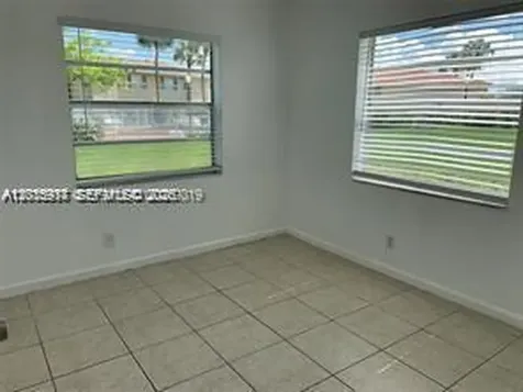 895 Twin Lakes Drive Coral Springs FL 33071