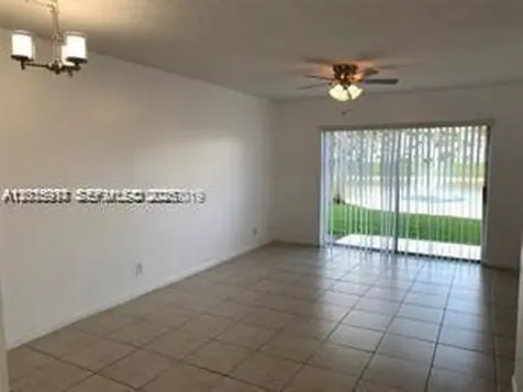 895 Twin Lakes Drive Coral Springs FL 33071