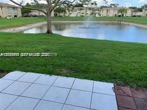 895 Twin Lakes Drive Coral Springs FL 33071