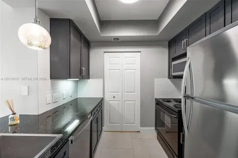 2000 N Bayshore Drive Miami FL 33137
