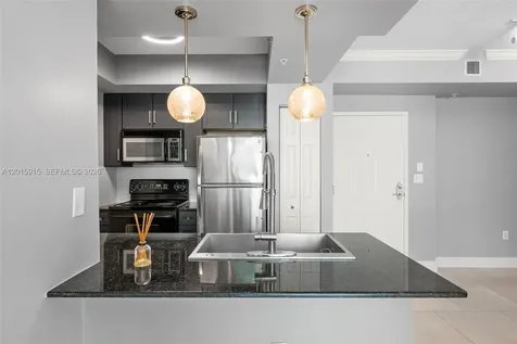2000 N Bayshore Drive Miami FL 33137