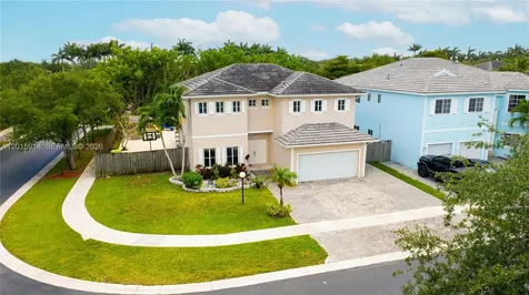 2890 NE 4th Street Homestead FL 33033