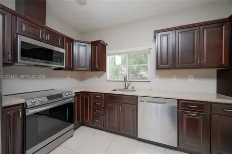 2890 NE 4th Street Homestead FL 33033