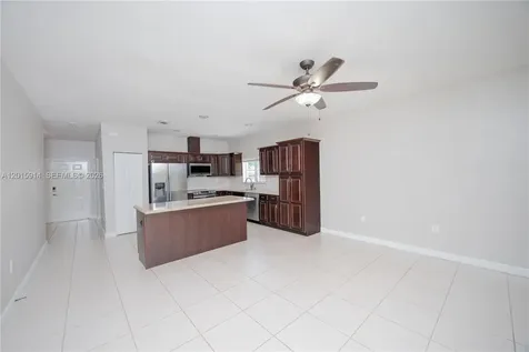 2890 NE 4th Street Homestead FL 33033