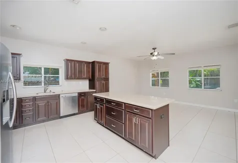 2890 NE 4th Street Homestead FL 33033