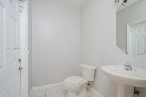 2890 NE 4th Street Homestead FL 33033