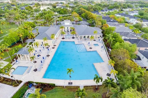 2890 NE 4th Street Homestead FL 33033