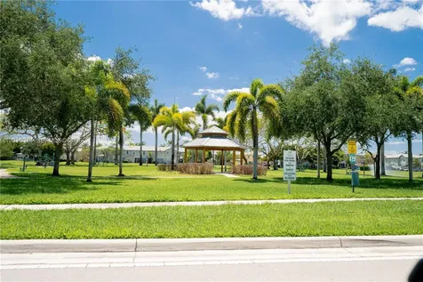 2890 NE 4th Street Homestead FL 33033