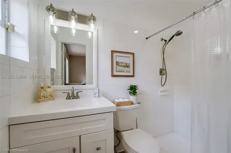 10460 SW 123rd Court Miami FL 33186