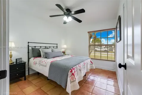 10460 SW 123rd Court Miami FL 33186
