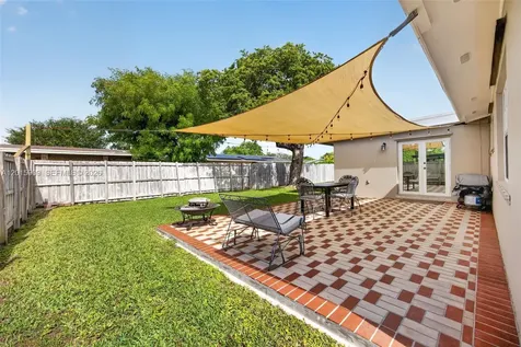10460 SW 123rd Court Miami FL 33186