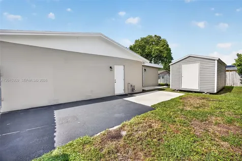 10460 SW 123rd Court Miami FL 33186