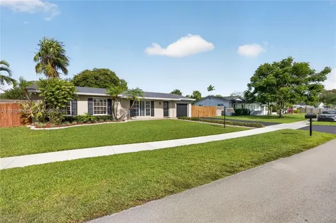 10460 SW 123rd Court Miami FL 33186