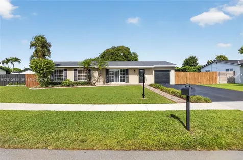 10460 SW 123rd Court Miami FL 33186