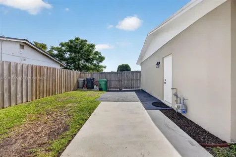 10460 SW 123rd Court Miami FL 33186