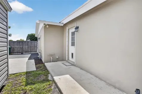 10460 SW 123rd Court Miami FL 33186