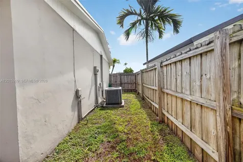 10460 SW 123rd Court Miami FL 33186