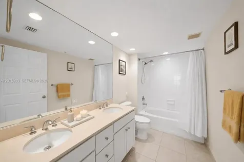 2000 N Bayshore Drive Miami FL 33137