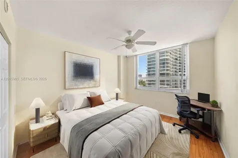 2000 N Bayshore Drive Miami FL 33137
