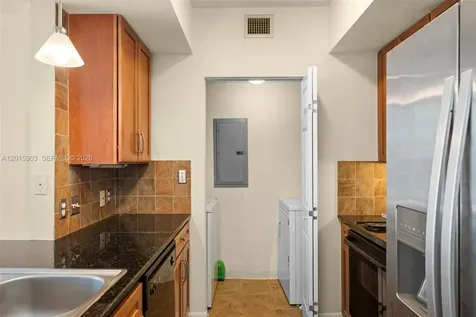 2000 N Bayshore Drive Miami FL 33137