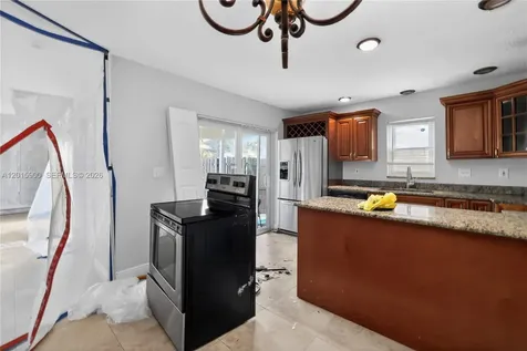 7913 Tam Oshanter Boulevard North Lauderdale FL 33068