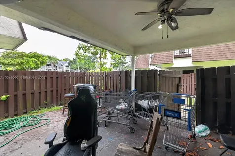 7913 Tam Oshanter Boulevard North Lauderdale FL 33068