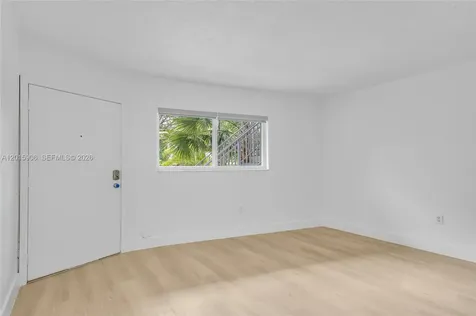13880 NE 20th Place North Miami Beach FL 33181