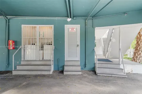 13880 NE 20th Place North Miami Beach FL 33181