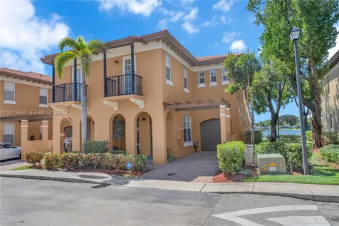 6893 Julia Gardens Drive Coconut Creek FL 33073