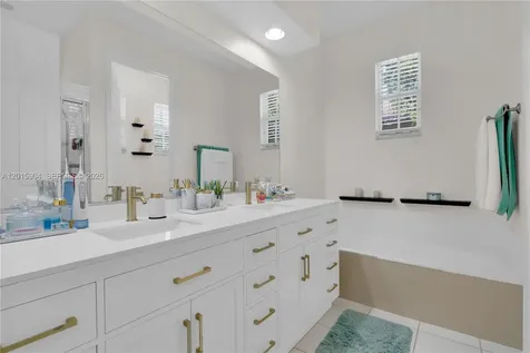 6893 Julia Gardens Drive Coconut Creek FL 33073