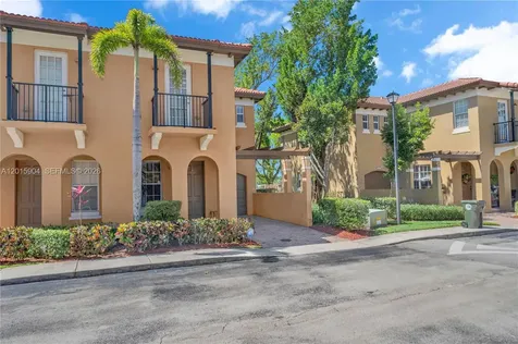 6893 Julia Gardens Drive Coconut Creek FL 33073