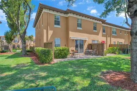 6893 Julia Gardens Drive Coconut Creek FL 33073
