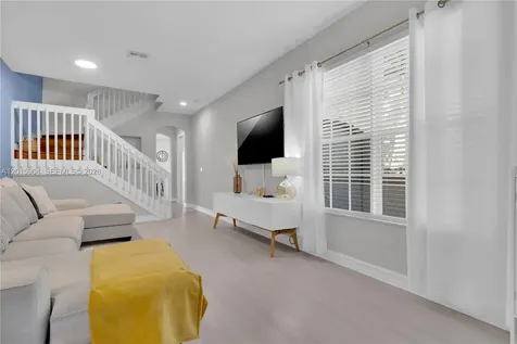 6893 Julia Gardens Drive Coconut Creek FL 33073